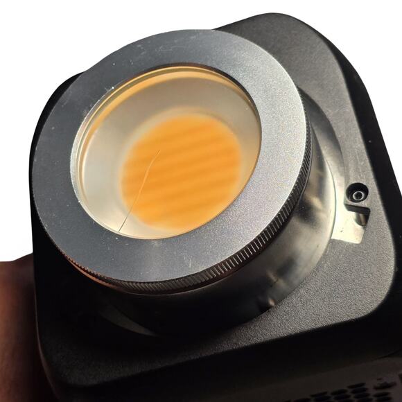 GVM SD300B Pro LED Professional Light - Perfect for Video & Photography! - Picture 7 of 16